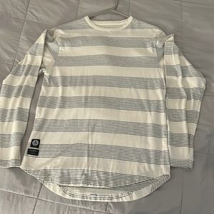 Men’s 10.Deep Size Small